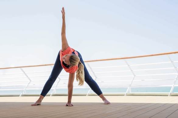 Hapag Lloyd Cruises EUROPA Yoga Fitness 1.jpg